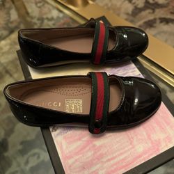 Gucci Flats