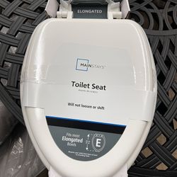 Elongated Toilet Seat in White, New