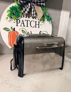 2-Slice Stainless Steel Toaster
