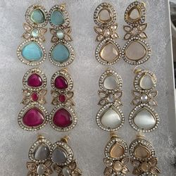 Beautiful Midsize Earrings