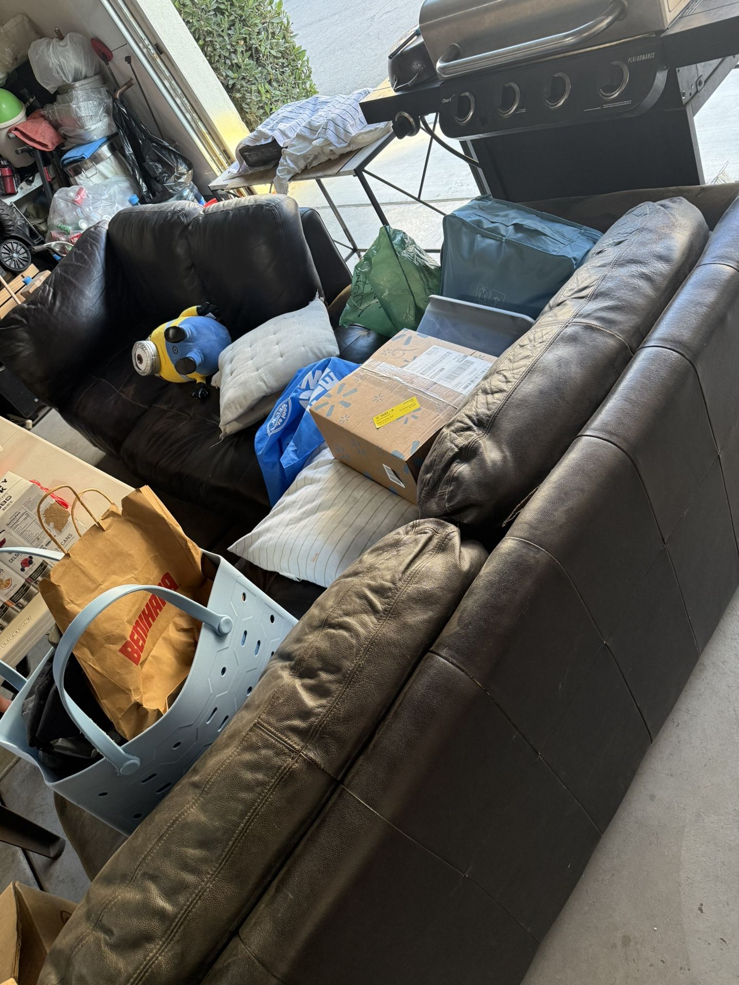 couch L shaped leather