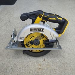 Dewalt 20v Circular Saw Brushless Blade Size 6 1/2 Brand New Tool Only 