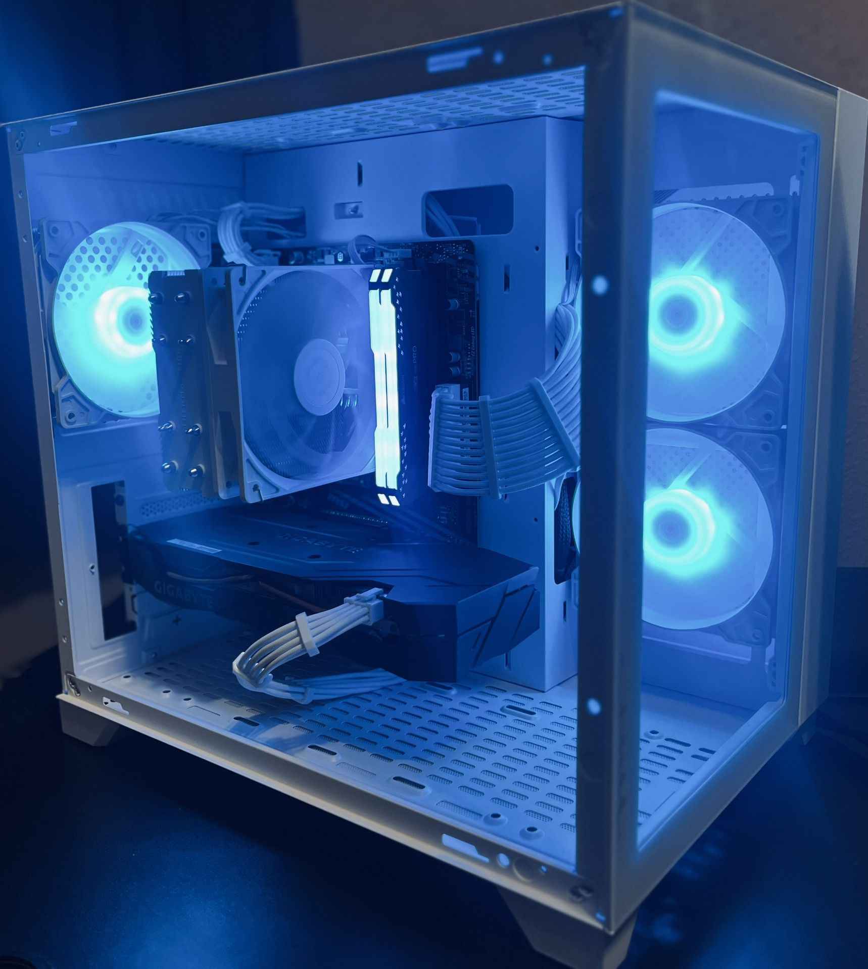 Performance Gaming PC |RTX 2060 Super // Ryzen 3600 // 1TB NVMe SSD|