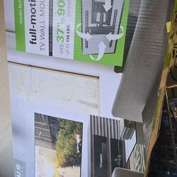 SANUS Full Motion TV Wallmount 37"-90"