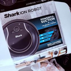 Shark Ion Robot Vac