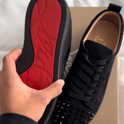Red bottom arms