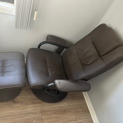 Relax Chair With Ottoman 