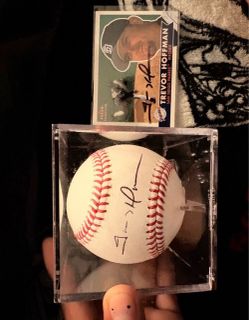 Trevor Hoffman Signed Baseball with Fleer Card