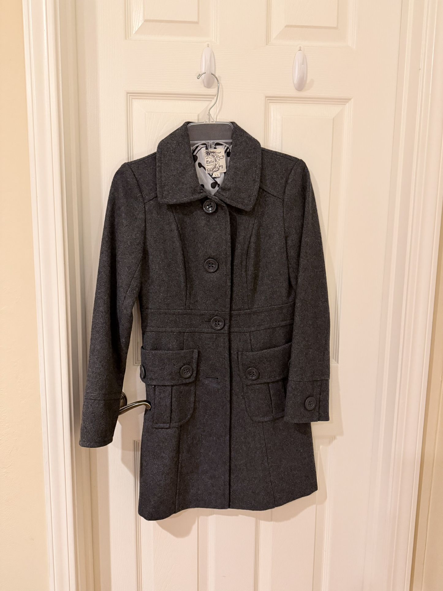 Like-New Women’s Wool Coat
