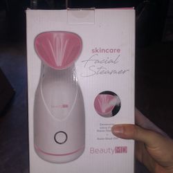 Facial Steamer - New