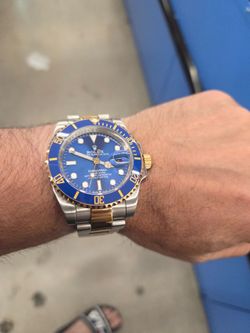Mens watch