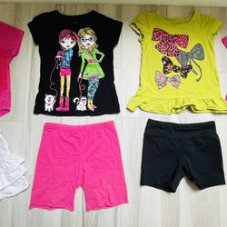 4 Sets Of Girls’s Clothes Size 5-6