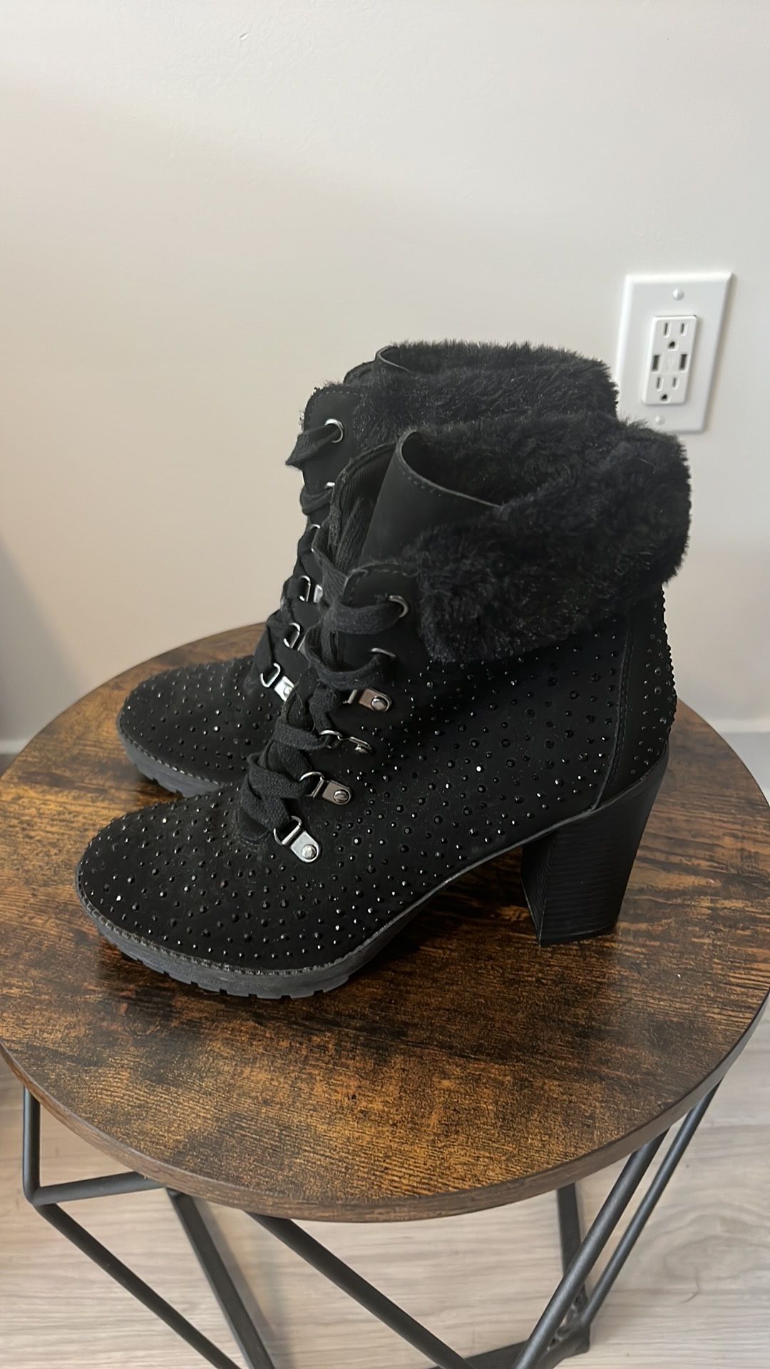 ANDIAMO Women’s Black Boots with Black Rhinestones (Size 8.5)