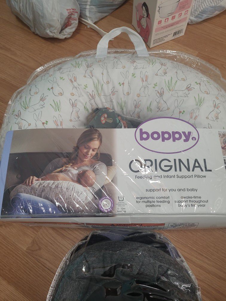 Boppy Pillow & Head And Neck Support