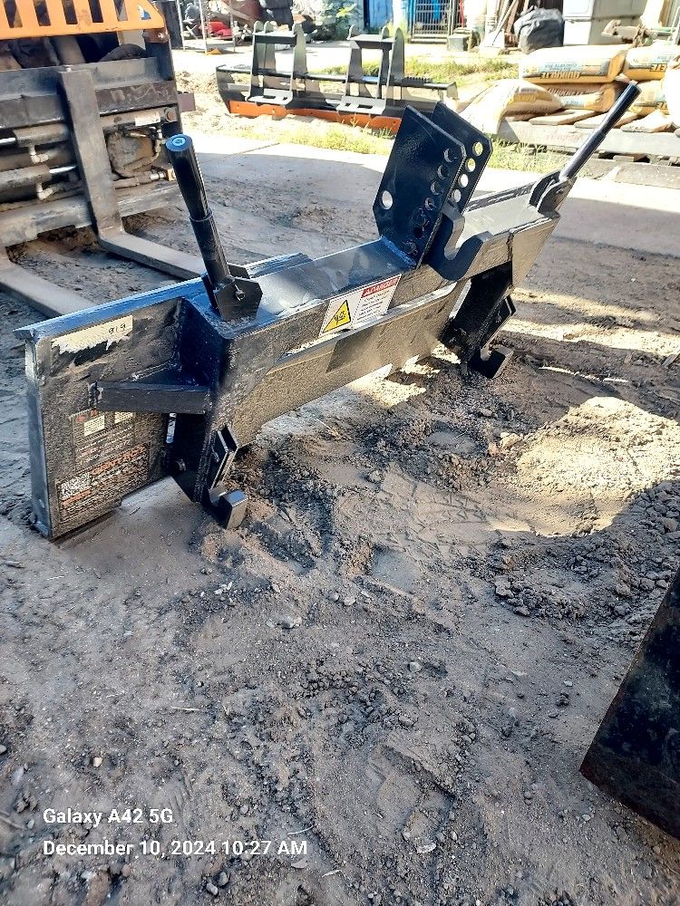 Skid Steer 3 Point Quick Hitch