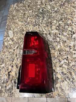 Chevrolet Tahoe tail light