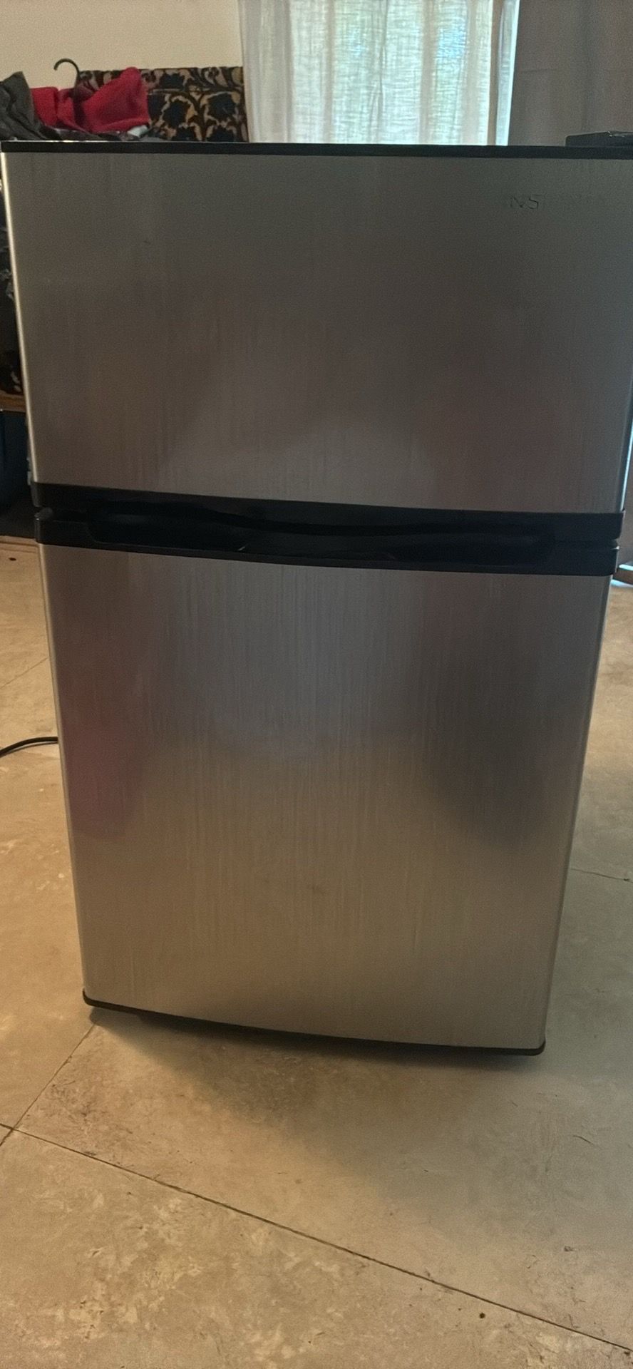 Insignia mini fridge