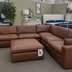 Brand New/ Emilia Caramel Leather 5-piece Modular Sectional, Seccional, Couch, Delivery Available 