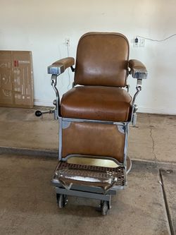 Vintage Theo A. Kochs Company Barber Chair