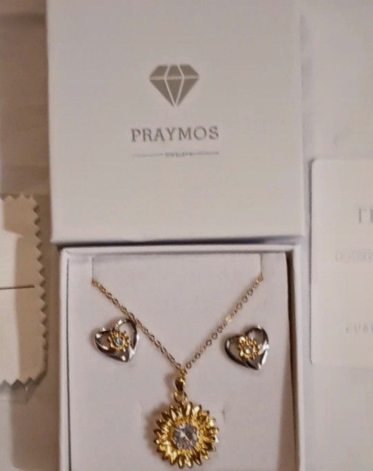 Praymos Sunflower Necklace and Earrings Set 