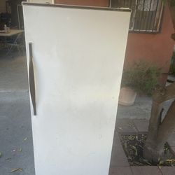 Vintage Refrigerator Freezer Combo 