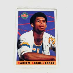 Bundle of 1993  Kareem Abdul-Jabbar cards