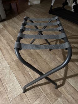 Folding Luggage Rack with Nylon Straps