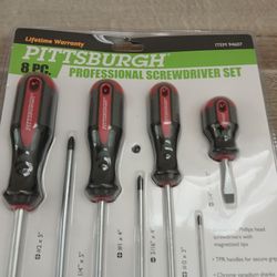 Pittsburgh 8 Piece Professional Screwdriver Set 