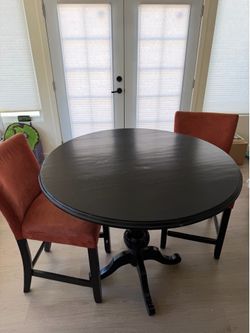 Round table