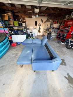 Sofa/Hide a Bed
