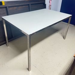 Top glass table