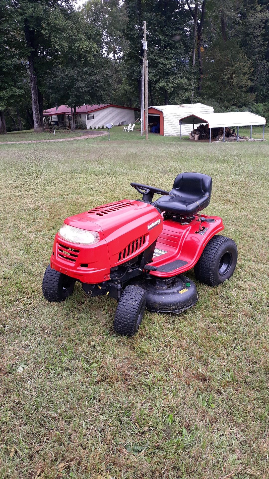 Mtd yard machine riding lawn mower