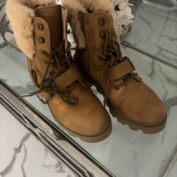 Boots Size 6
