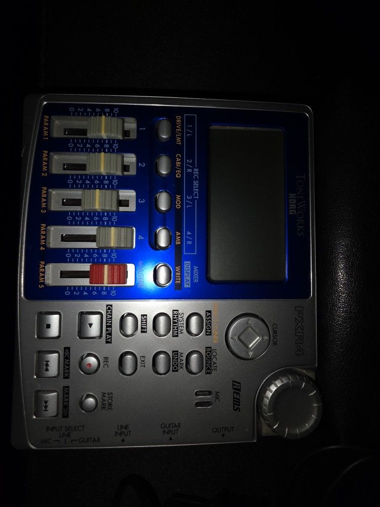 Korg Pandora PX4. Four Track Digital Recorder
