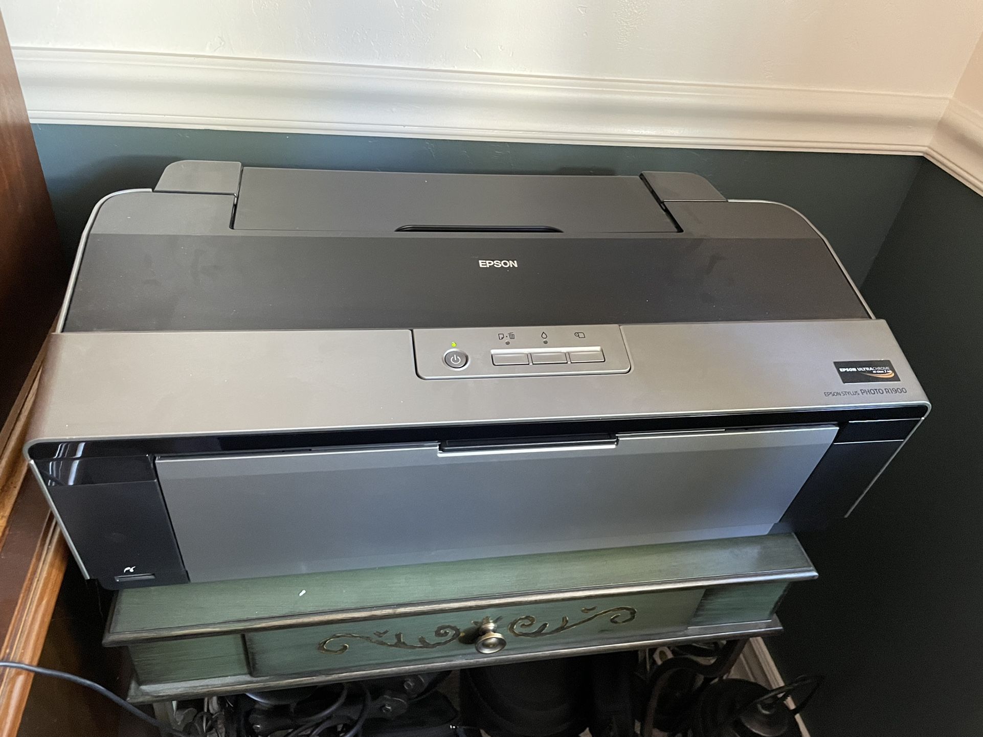 Epson R1900 Professional Photo Printer