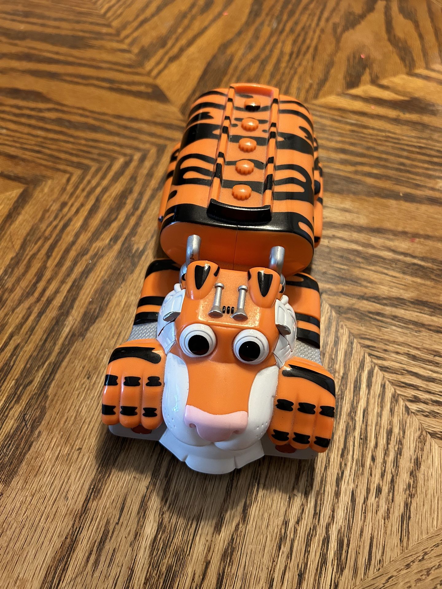 Tiger Tanker Truck With Light And Sound