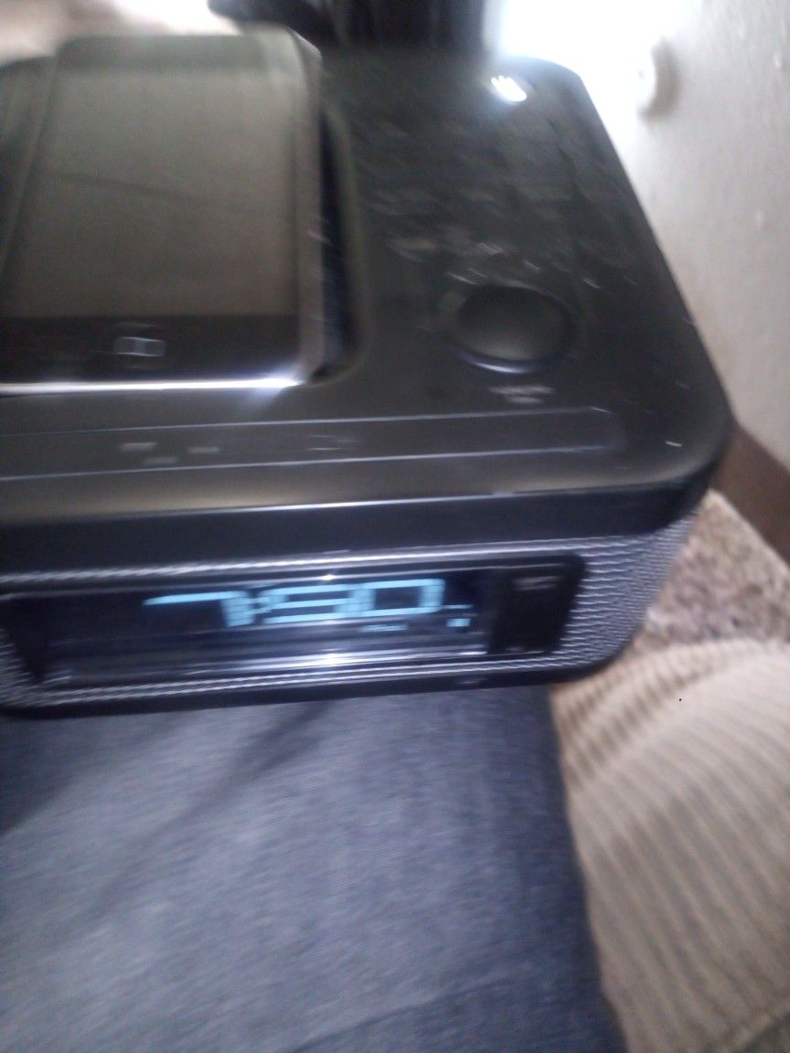 Memorex iPod And Dock Speaker