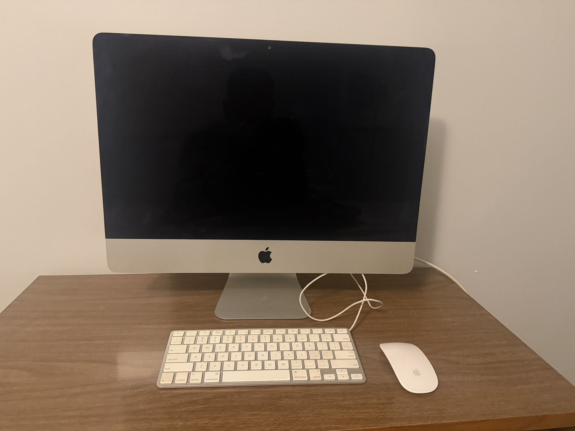 Late 2012 MAC 21” 16GB memory 1TB SSD