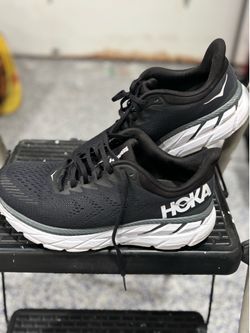 Men’s HOKA Clifton 7 Wide Running Shoes