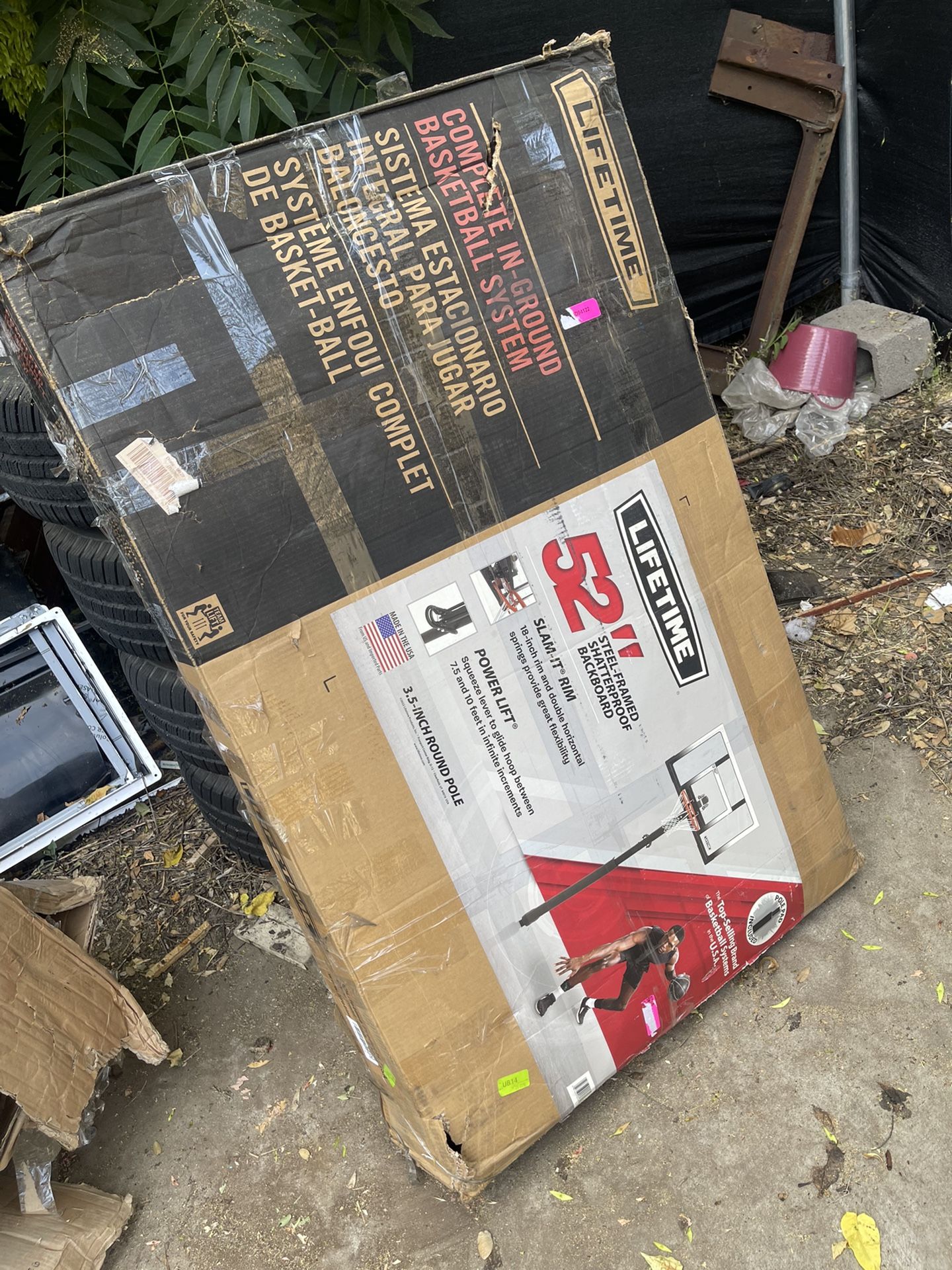 Lifetime 52in Inground Basketball hoop