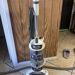 Vaccum Each For $20 NEED GONE TODAY 