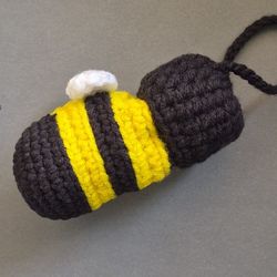 Handmade Crochet Bee Drawstring Bag | Bumblebee Pouch | Cute Nature-Inspired Mini Bag