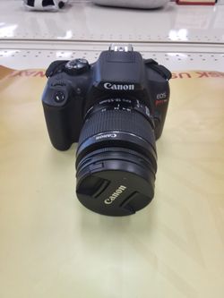 Canon EOS Rebel T6 with Bag and accessories