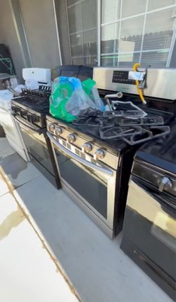 Refrigerators, Stoves, Dishwashers & Microwaves