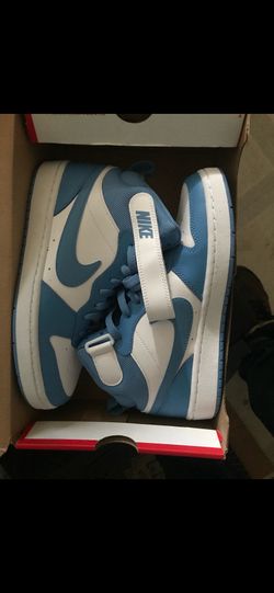 Women’s Nike sz 7