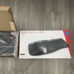 Microsoft Natural Ergonomic Keyboard 4000 Wired