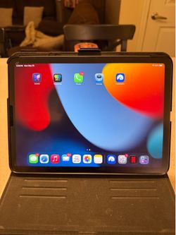 Apple iPad Air 5 (M1) 64GB Wi-Fi + Original Box + Case