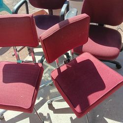 Various Rolling Office Desk Chairs $10 Each