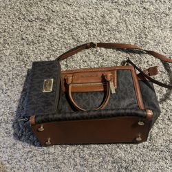 Michael Kors Brown Leather Bag With Wallet 