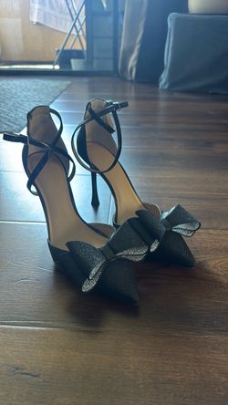 Black bow sparkling heels